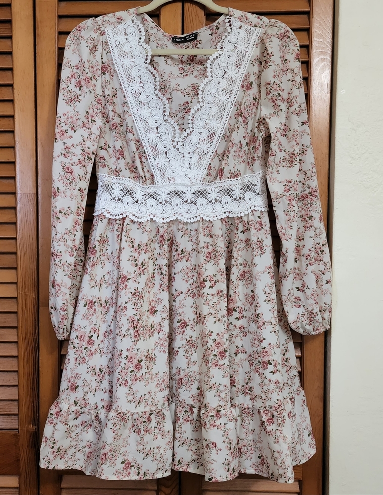 SHEIN Floral Bohemia Long Sleeve Dress